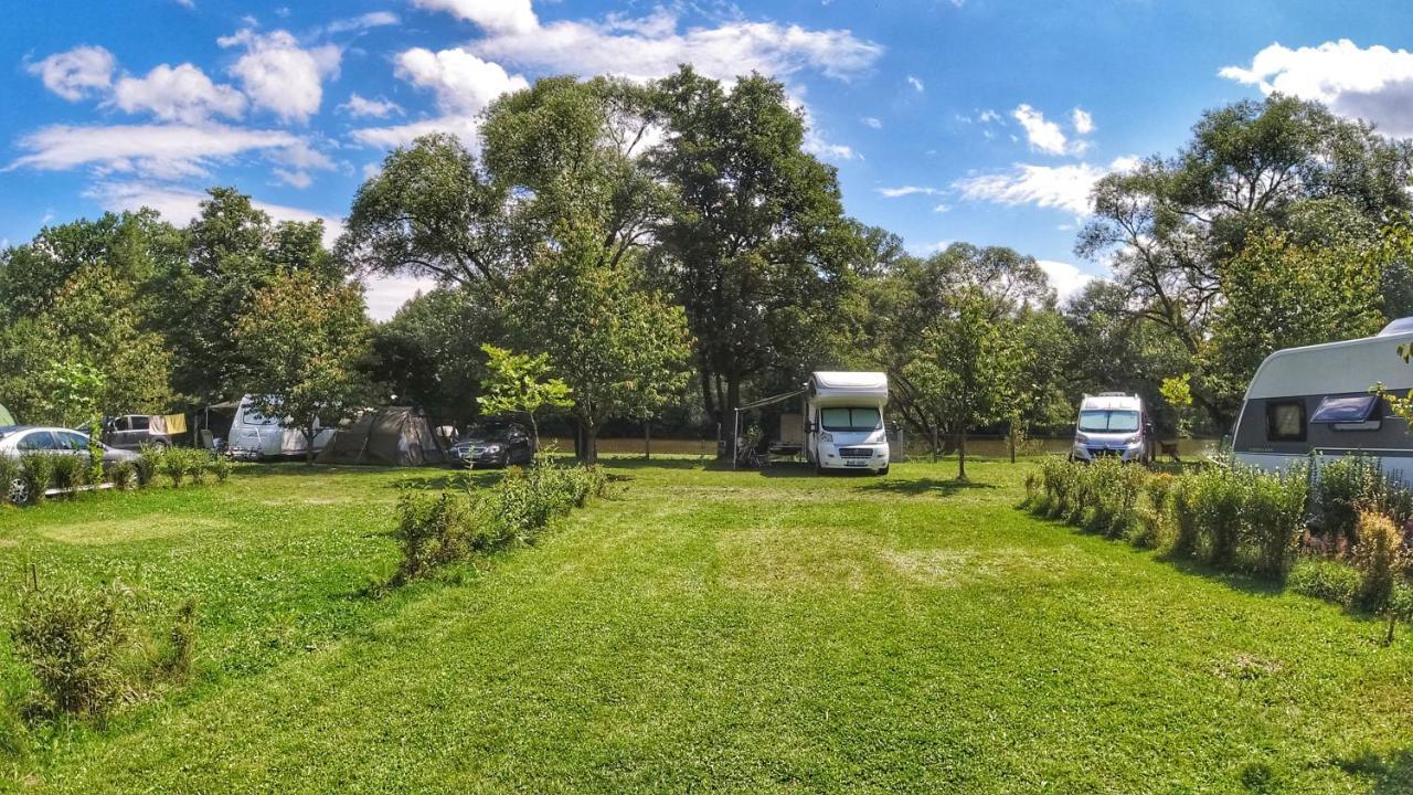 Camping Prima Týn nad Vltavou 외부 사진
